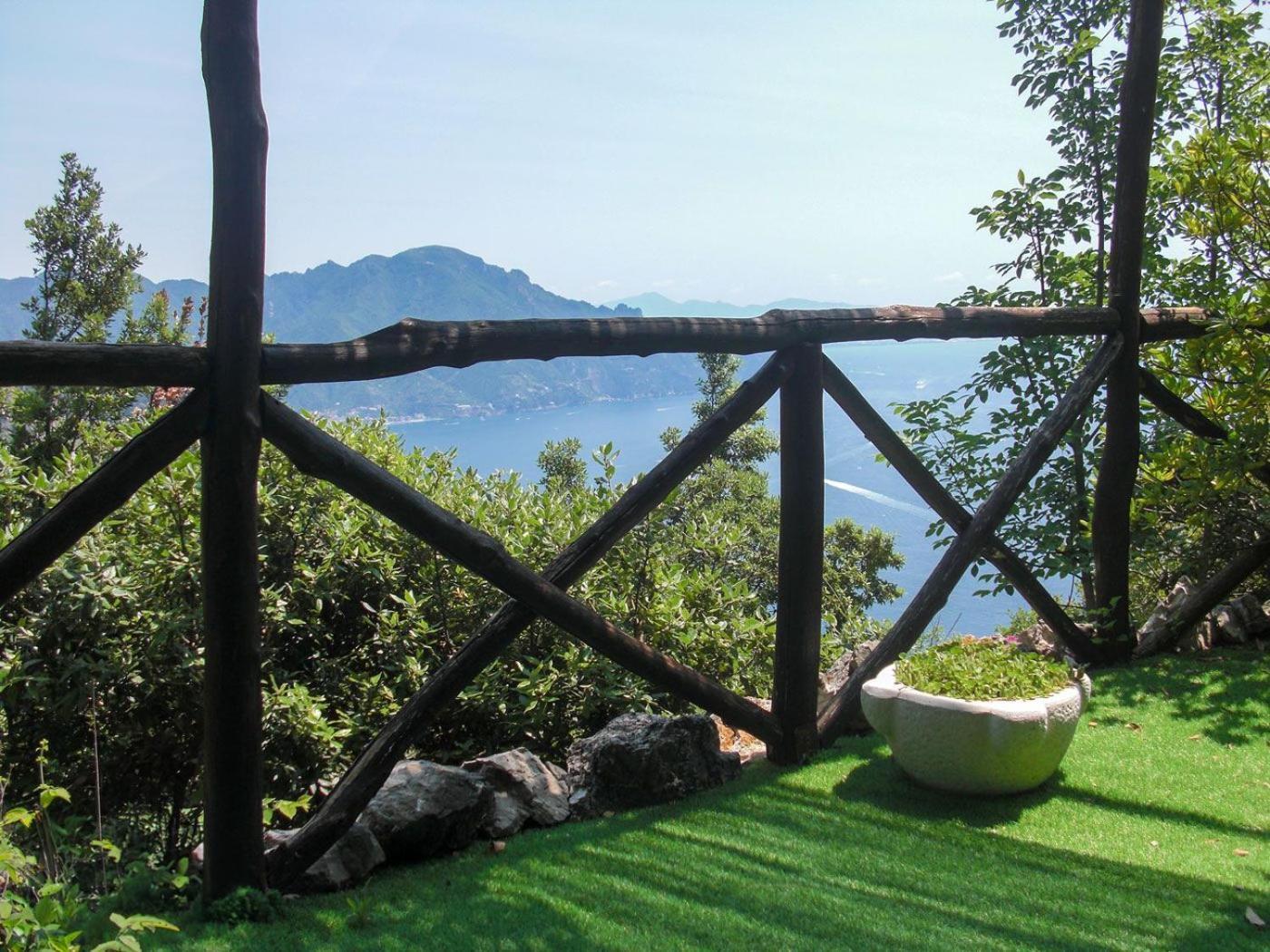 La Casetta Nel Bosco, Amalfi Exterior foto